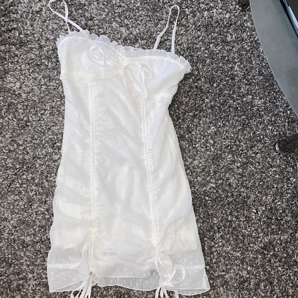 White ruched dress 🤍